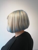 アディクト 綾瀬(ADDICT)&nbsp;【ADDICT_YUKI】パールホワイト_裾カラー水色