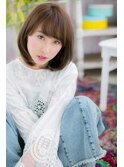 大人かわいいモノトーングレージュ小顔ボブウルフc1