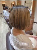 前下がりボブ