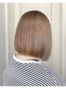 バレーチェア(valley chair) 【ブリーチ1回】ミルクティカラー☆