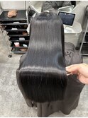 艶髪ストレートで劇的変化!