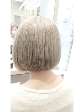 アース 菊名店(HAIR&MAKE EARTH) 白髪ボカシのブリーチミルクティーカラー