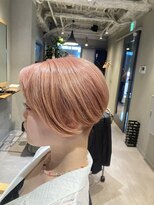 リリー(Lily)&nbsp;ホワイトピンクベージュ　ショート