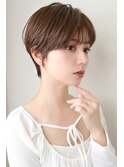 大人可愛いシンプルショート