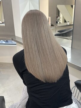 ラック 表参道(LUCK) ミルクティーベージュ/グレージュ/ハイトーン/ブリーチ