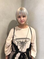 ペレ 梅田(PELE) ピンクベージュ/アンブレラカラー/クールショート/前髪/梅田