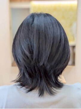 ヘアアンドフェイス マリィファースト(Hair&Face Marry First) ミディアムウルフ