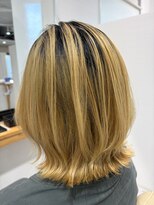 アントワープヘアー 知多半田駅前店(Antwerp hair) バレイヤージュに見えるレイヤーボブ!
