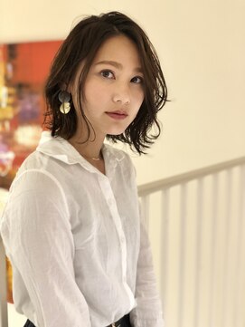 アニモフィオレンテ 南越谷店(animoFIORENTE) +animo南越谷+センターパートでフェミニンセミディ♪m-1