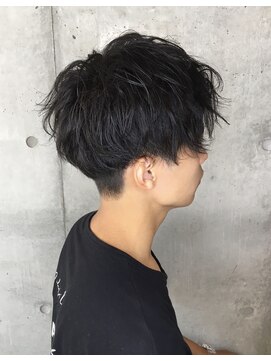 ゼンコー アオヤマ(ZENKO Aoyama) 横顔が素敵に決まるマッシュツイストパーマ［表参道/青山]