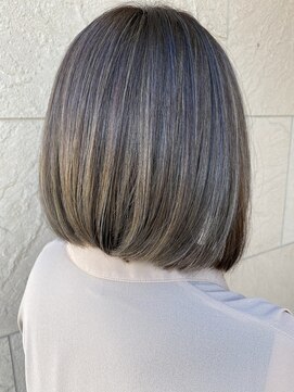 シャレンドビトワ(Sharend Bitowa) ★前下がりボブスタイル