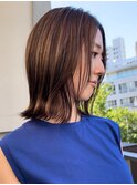 肩上ボブ×脱白髪染めハイライト　美しいシルエット40代50代60代