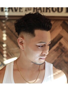バーバーショップ スバル(BARBERSHOP SUBARU) ＜理容室＞＜バーバー＞オールバックツーブロックパーマフェード