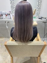 コレット 宇都宮(collet Gigi)&nbsp;前髪/マチルダボブ/ピンクベージュ/インナーグレージュ/シルバー