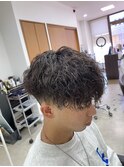 ニュアンスパーマ波巻きツイストスパイラル韓国メンズカット