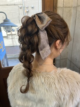 ラグズ 茅ヶ崎(LAGUZ) リボン♪ハイポニー編み下ろしアレンジ