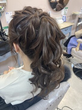 プーペ(pupe) ポニーテール