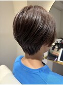 大人ショート×くすみブラウン