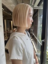 カート バイ デコ(Kurt by DECO)&nbsp;【ERIKA】抜きっぱなしブロンドのミニボブ
