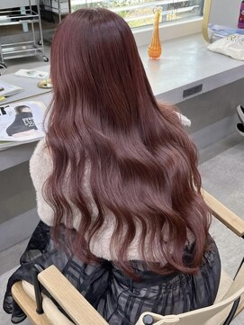 アム(am) グレージュ切りっぱなしボブ前髪ありミニボブミルクティベージュ