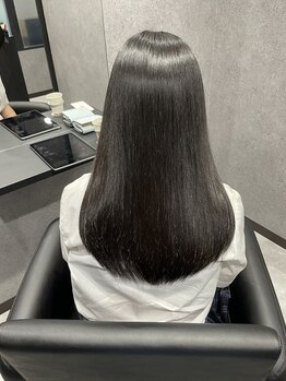 トレースバイエイト 浦和(trace by 8)の写真/《姉妹店注目サロン選出☆全席完全個室サロン》ひとりひとりの髪の悩みに合わせて、最適な髪質を＊