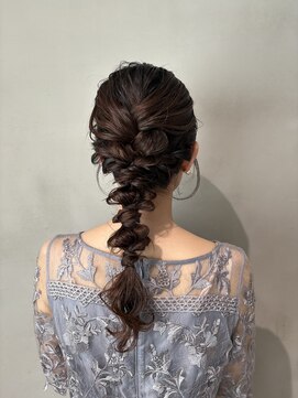 ベルバイリトル(belle by little) 編みおろしアレンジ