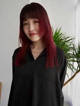 顔まわりカット/レイヤーカット/ミディアム/ワインレッド