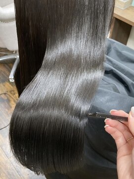 ルフレ 新宿歌舞伎町店(Reflet) 【トリートメント】シナジー