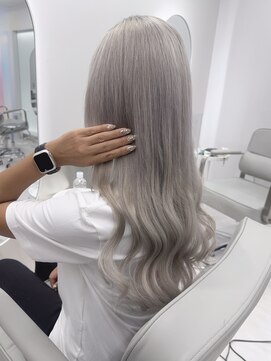 ブランシスヘアー(Bulansis Hair) ハイトーンシルバー