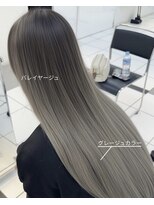 イェッカ(YECCA)&nbsp;バレイヤージュロング（ブリーチ1～2回）