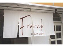 フランク(Frank)の雰囲気(オレンジの軒と、暖簾が目印です・:*)