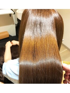 トゥーリ 筑紫野店(tuuli) tuuli 筑紫野 髪質改善トリートメント 艶ベージュ 渡部りお