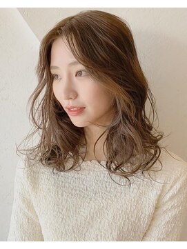 オーブ ヘアー イエル 泉中央店 仙台(AUBE HAIR iel) 20代・30代_顔まわりレイヤーミディアム
