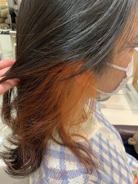 エンリー(ENlee) 【白鳥未来】イヤリングカラーオレンジ