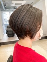 ピボット 北千住(PIVOT) 大人可愛い20代30代40代黒髪前下がりショートボブ丸みショート