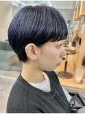 ネイビーベージュマッシュショートカット丸みショートヘア