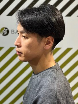 バーバーバー 四谷(BARBER-BAR) 大人のツーブロックスタイル