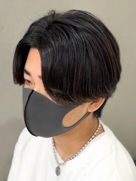 エルマーク(L-MARK) センターパートニュアンスパーマ韓国カルマパーマコンマヘア