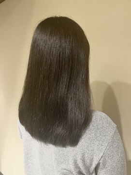 ゼン(Zen.) オリーブグレージュ/諸冨