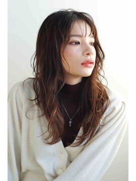 モコ(MOCO) ふわ揺れウエーブと抜け感フォルムで愛らしく