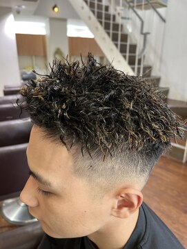 スリーク 吹田店(Sleek) スパイキーアフロ