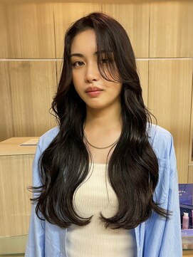 ラヴィエール(LAVIERE by R-EVOLUT) 黒髪ロング/レイヤーカット【柏・柏駅】