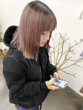 フィン(fin,) fin, ケアブリーチカラー/ハイトーン/ダブルカラー/パーマ/天神