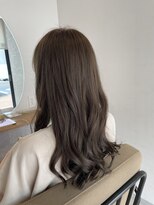 アムアム(amu_amu)&nbsp;透明感抜群外国人風カラー★カット＋イルミナカラー＋うる艶TR