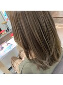 オリーブベージュ☆ミディアムレイヤー