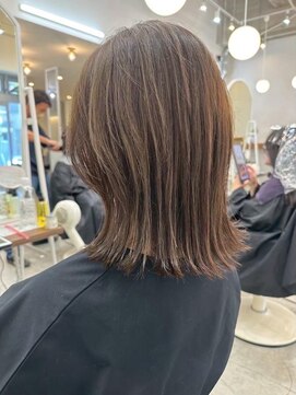 コンティロミー(CONTI ROMMY.) 20代～50代くびれウルフカット細めハイライトベージュカラー