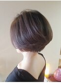 ショートボブ