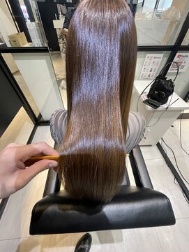 エミュスト(Emuest) 艶髪