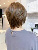 キャアリー(Caary)&nbsp;福山市美容室Caary ハイトーンベージュカラー・ミディアムウルフ