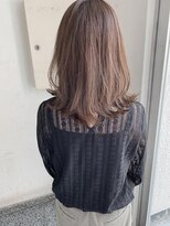 キャンバス バイ ネオリーブ 横浜西口(Canvas by neo.)&nbsp;ミディアム くびれヘア カーキアッシュ【sk】